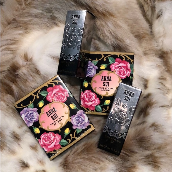 ANNA SUI blush & lipstick💄lot of 4 items!🤩 - Picture 1 of 3